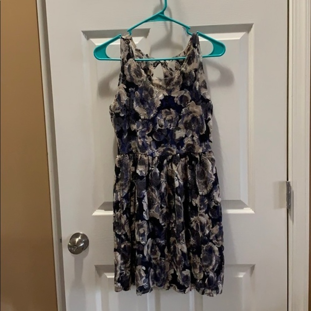 3/$25 - Pins & needles dress